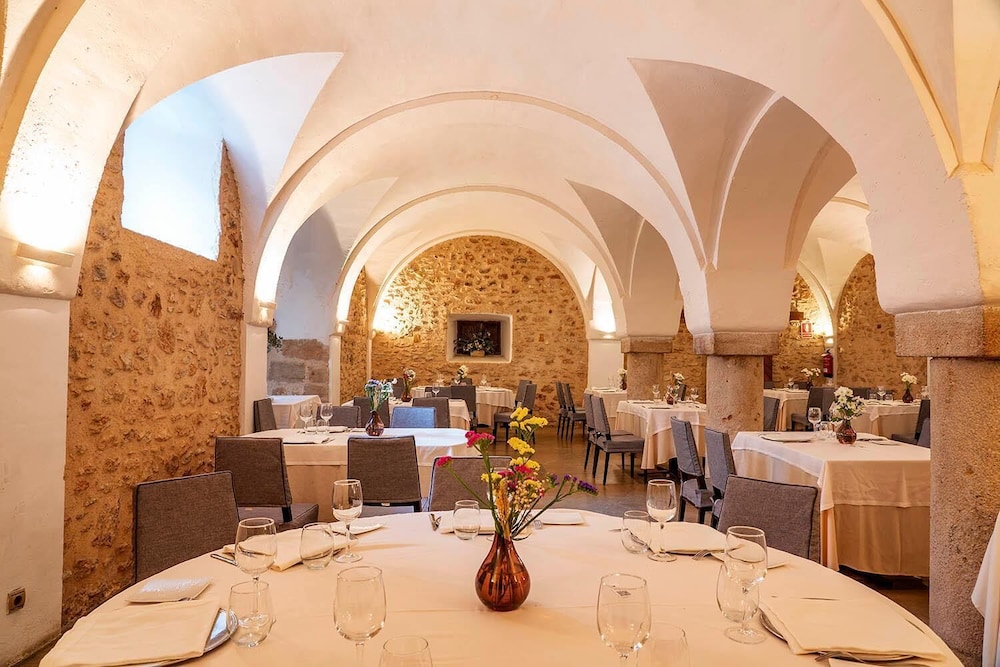 hotel castillo de pilas bonas