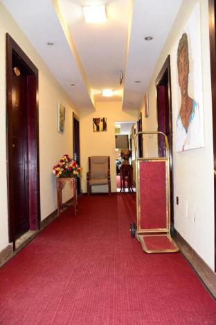 Trinity Hotel,Arada>>Addis Ababa,3 star