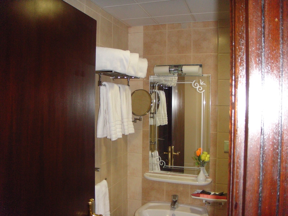 durrat al eiman hotel