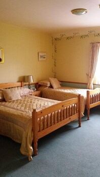 O'connors Guesthouse,Cloghane>>Castlegregory,3 star