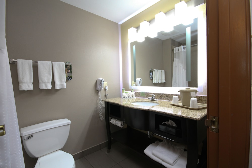 holiday inn express marshall by ihg