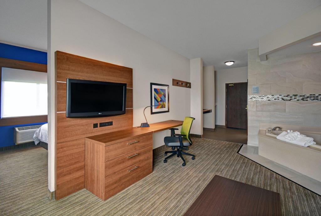 holiday inn express marshall by ihg