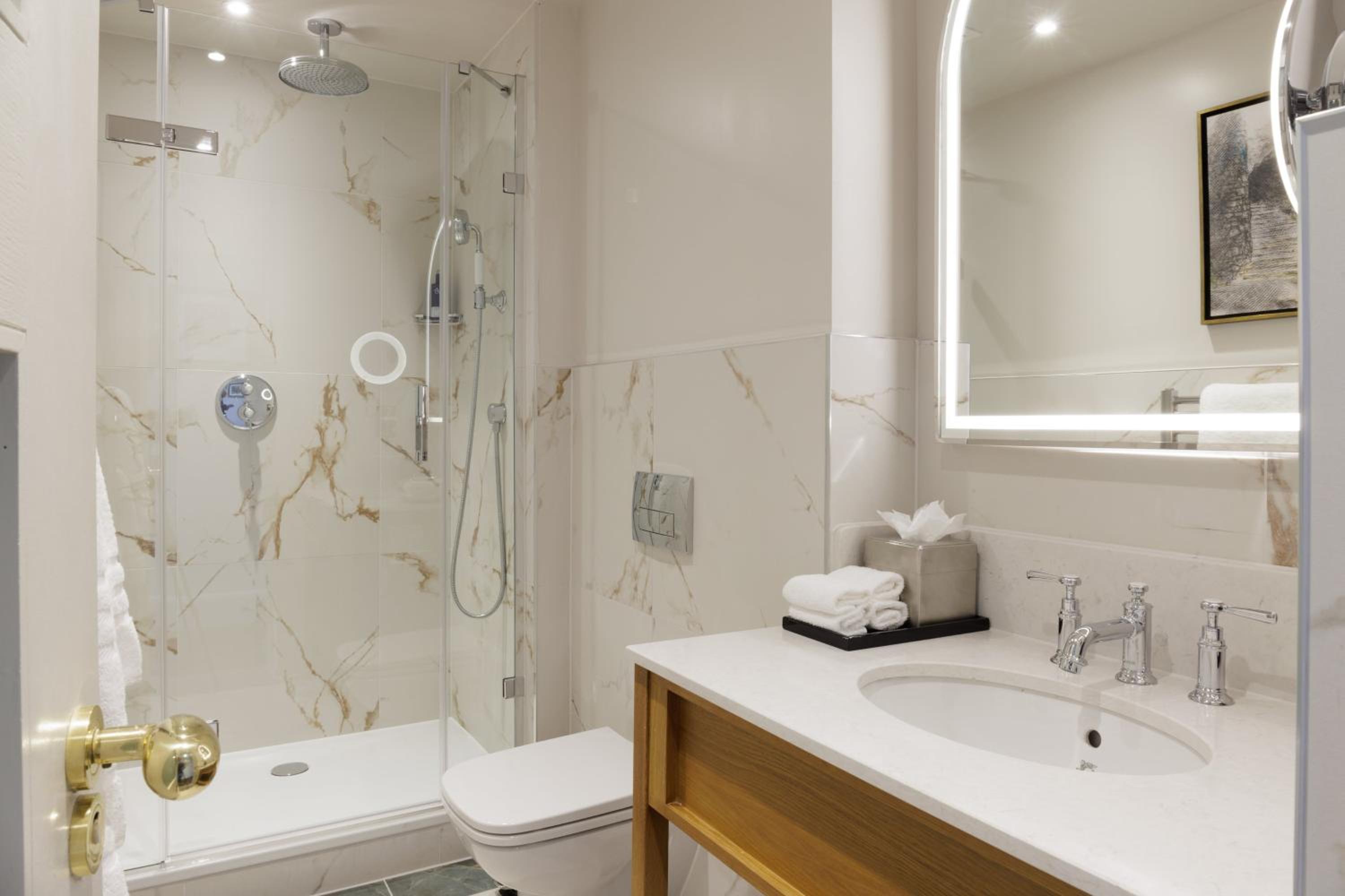 waldorf astoria edinburgh the caledonian