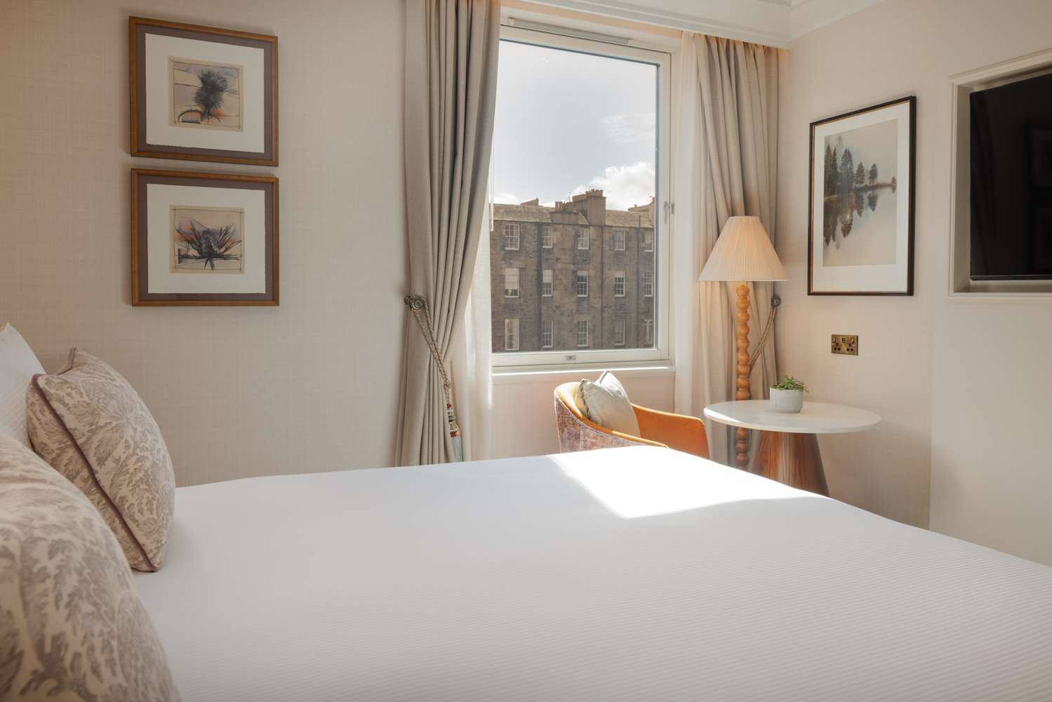 waldorf astoria edinburgh the caledonian
