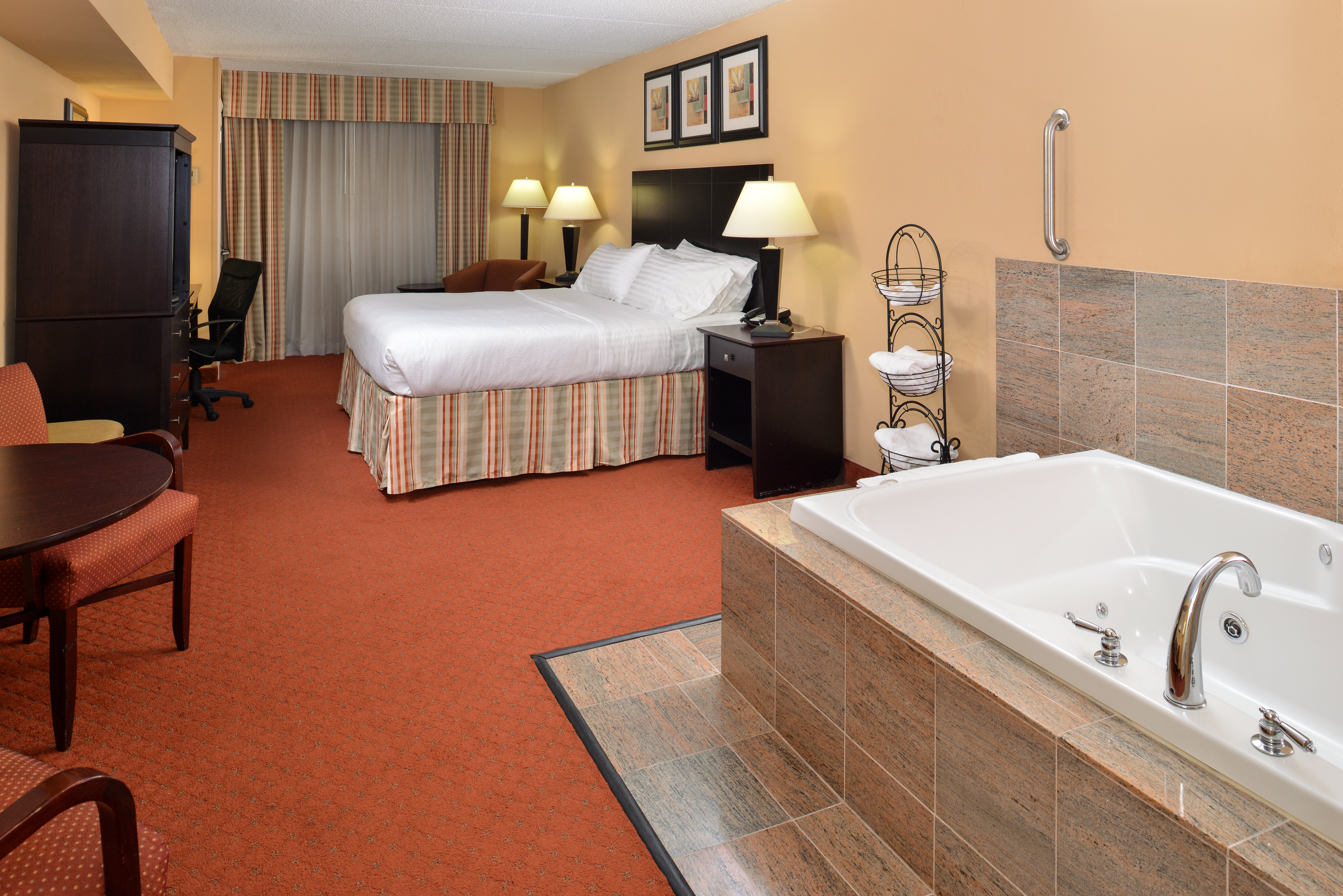 holiday inn martinsburg by ihg