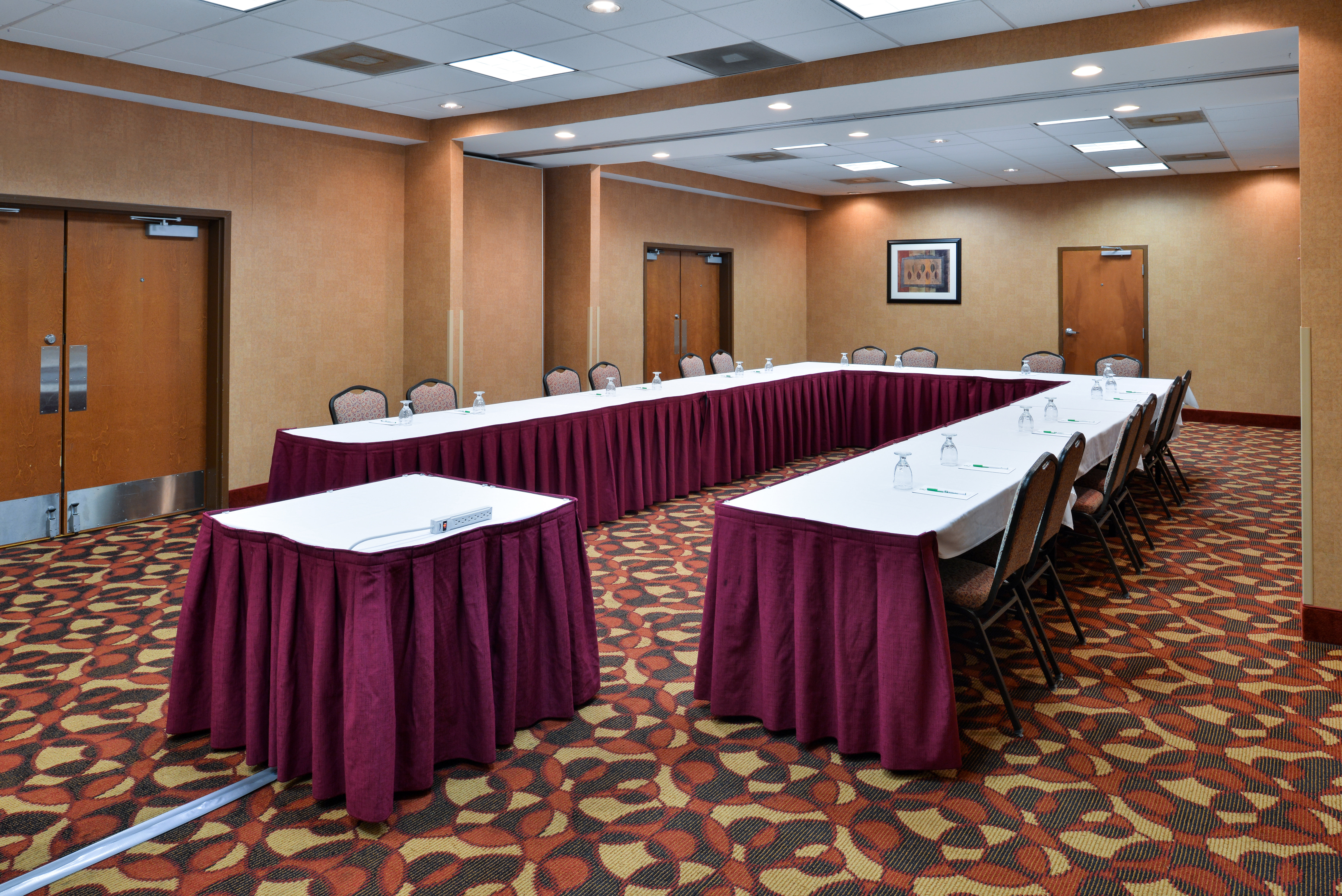 holiday inn martinsburg by ihg