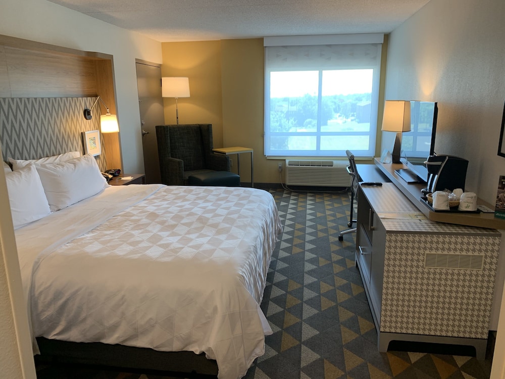 holiday inn martinsburg by ihg