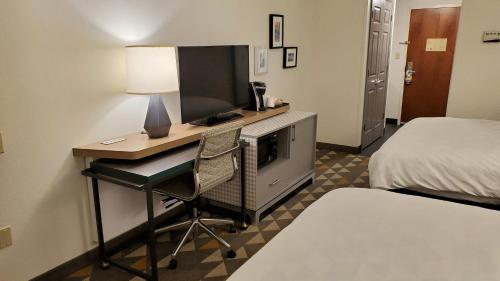 holiday inn martinsburg by ihg
