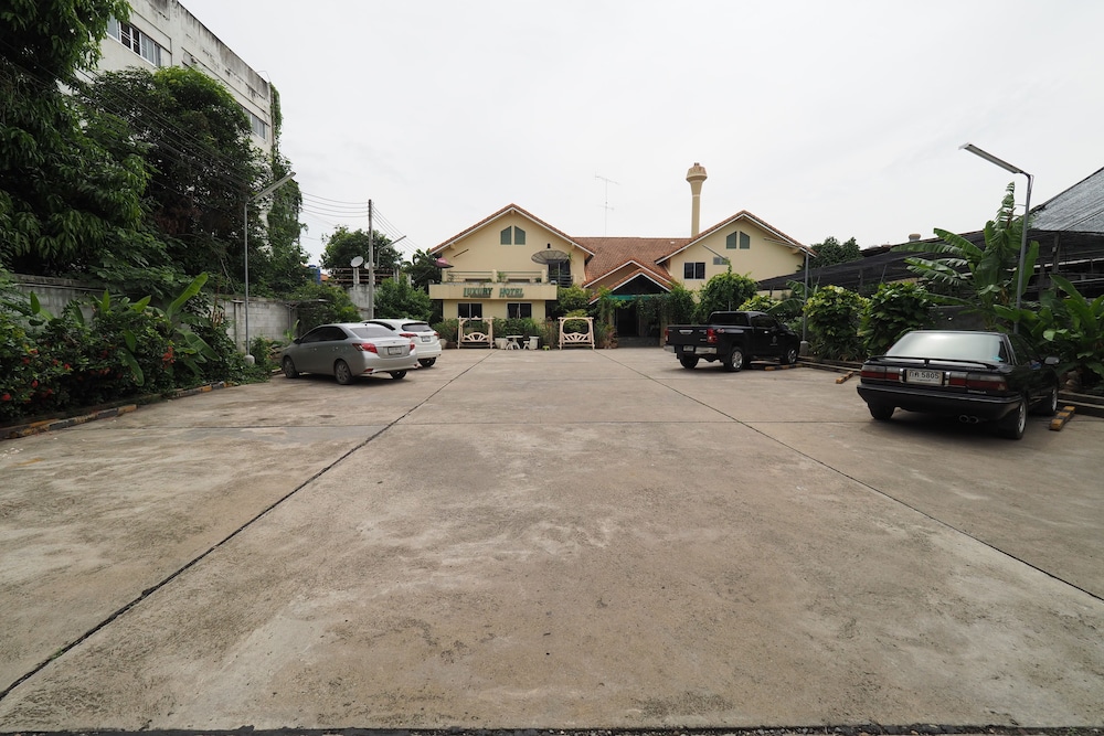 luxury hotel