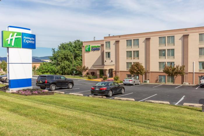 holiday inn express harrisburg sw mechanicsburg an ihg hotel
