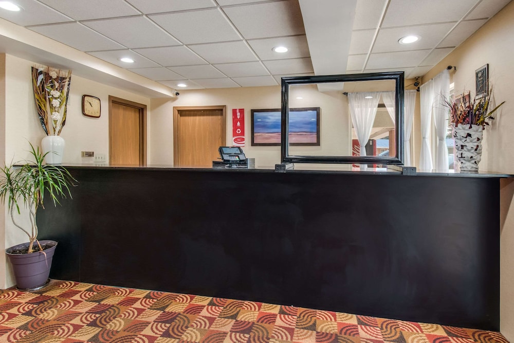 econo lodge mechanicsburg