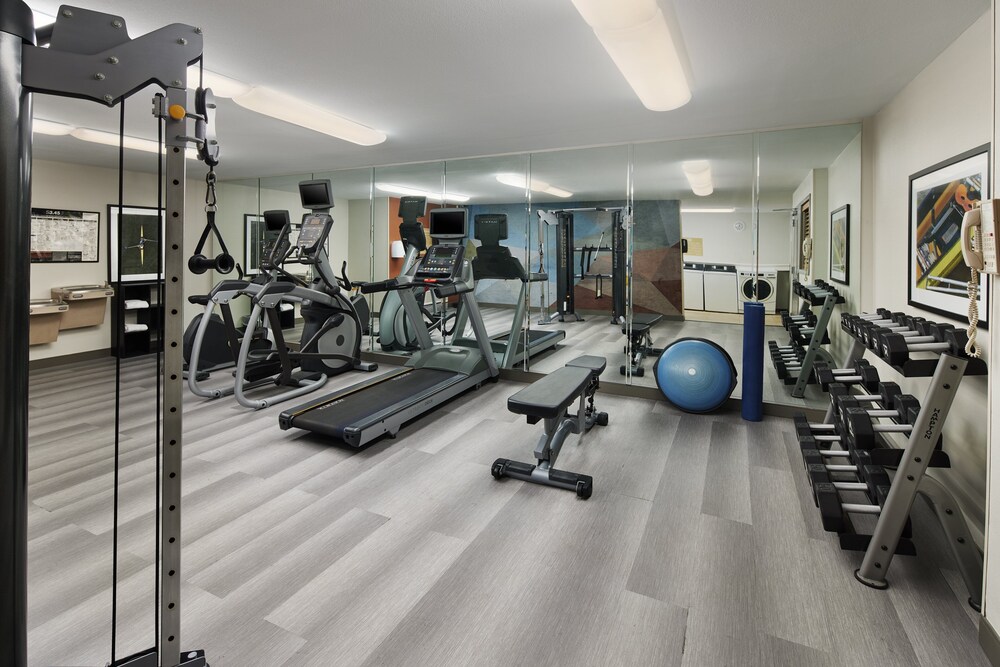 candlewood suites i 26 at northwoods mall by ihg