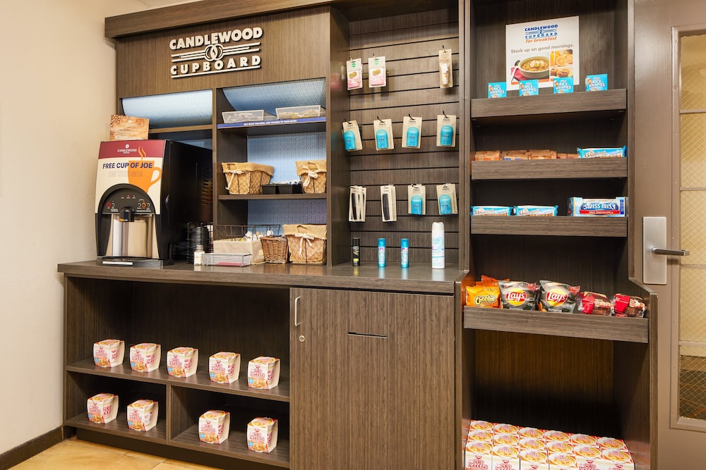 candlewood suites i 26 at northwoods mall by ihg