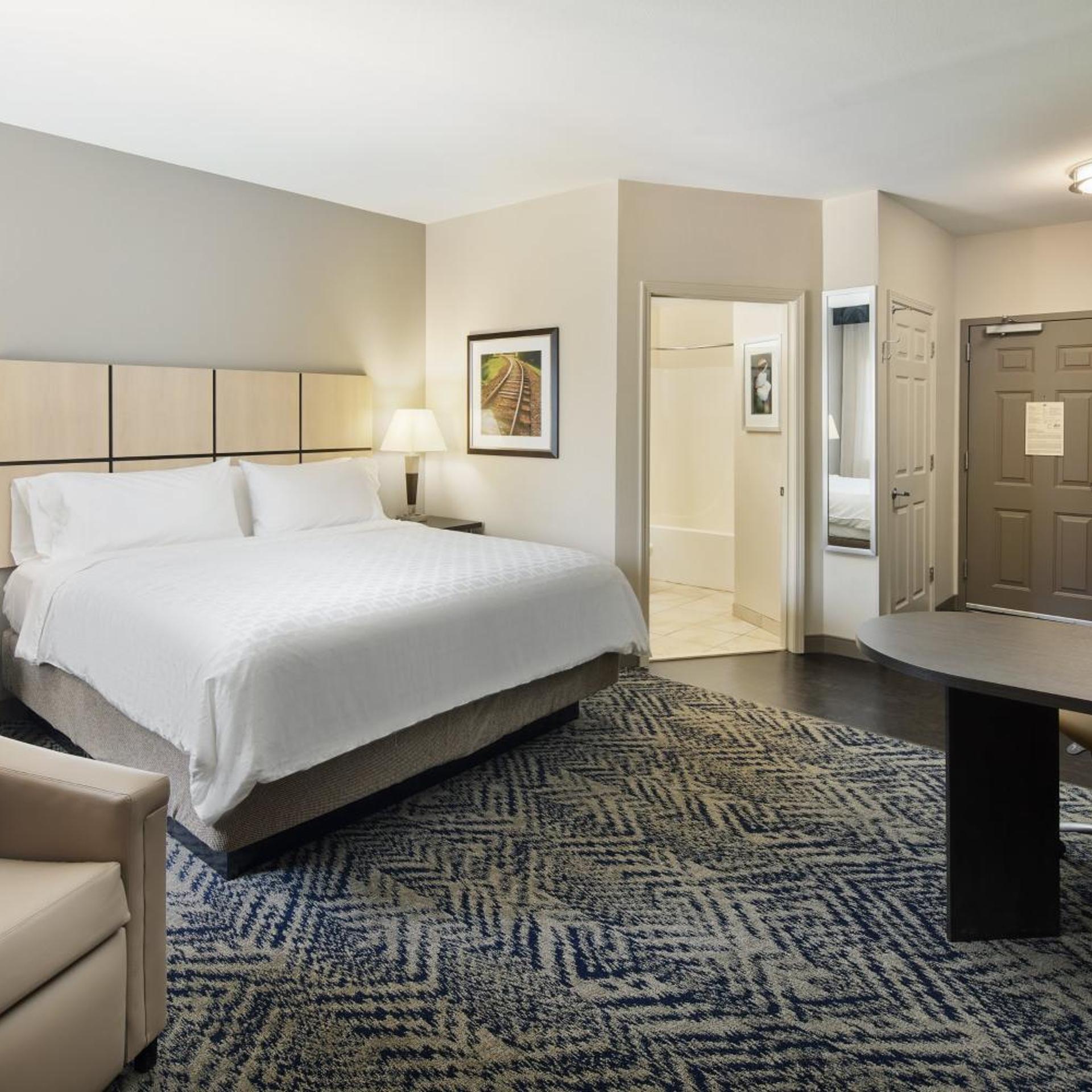 candlewood suites i 26 at northwoods mall by ihg
