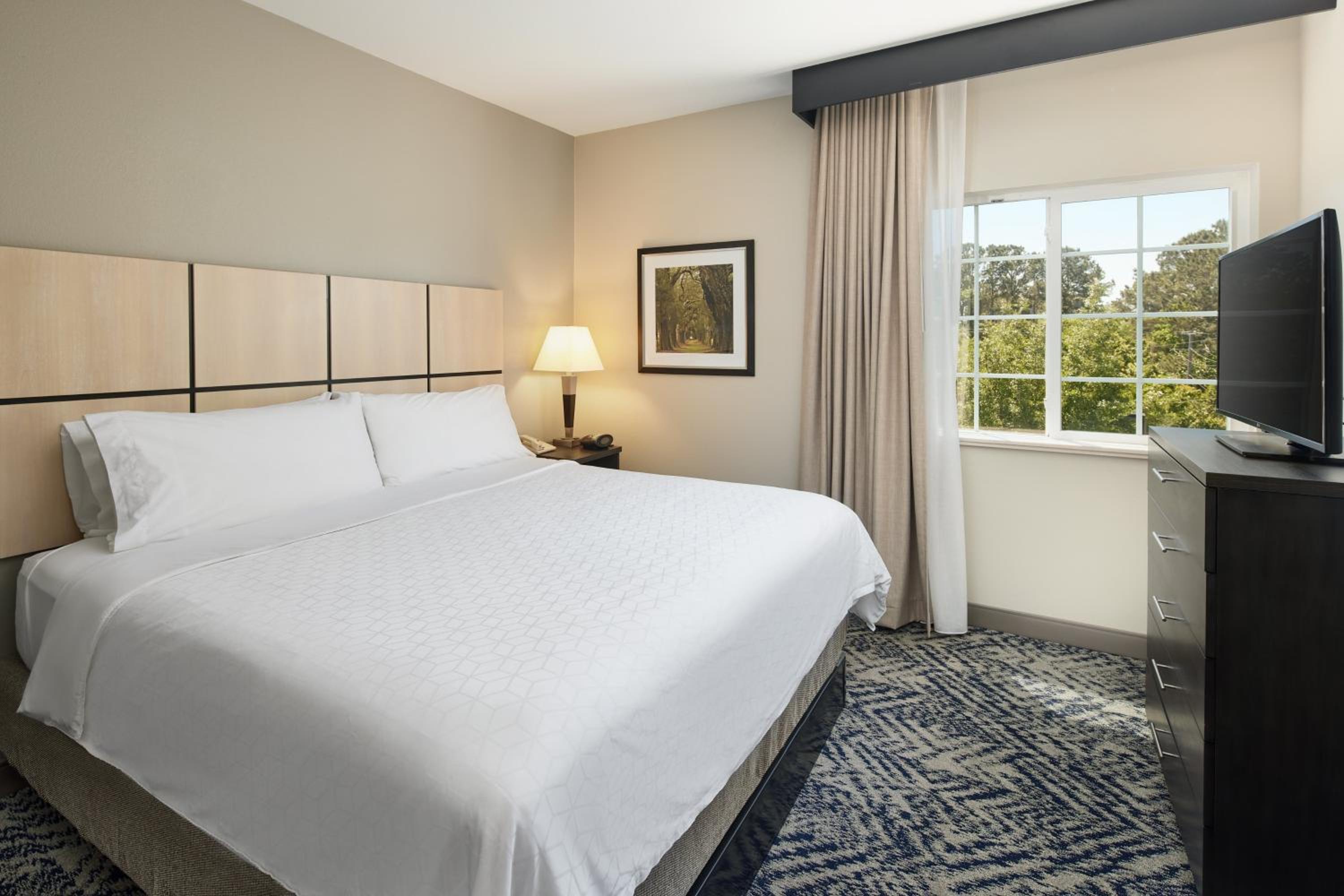 candlewood suites i 26 at northwoods mall by ihg
