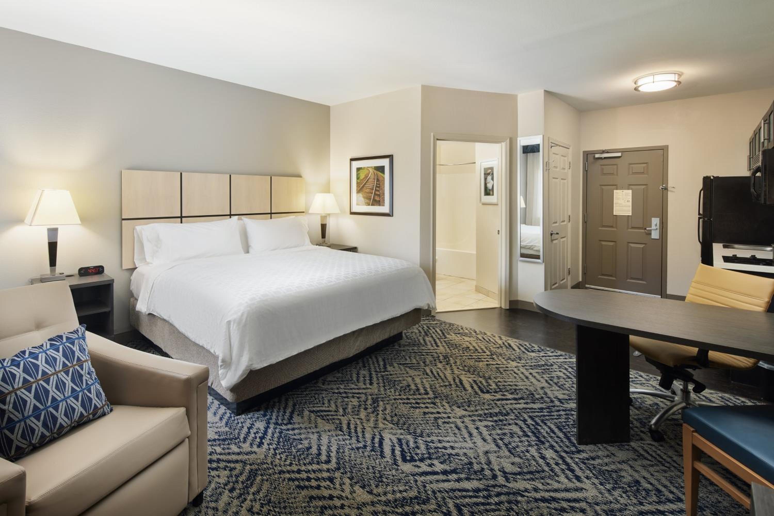 candlewood suites i 26 at northwoods mall by ihg