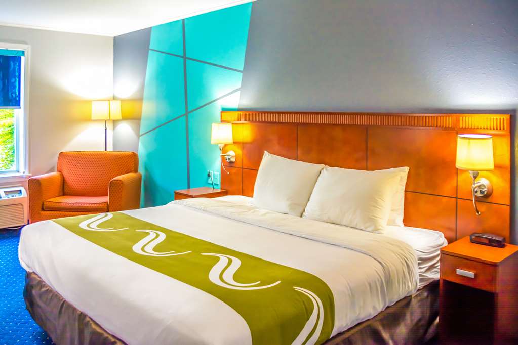 quality inn merrimack nashua