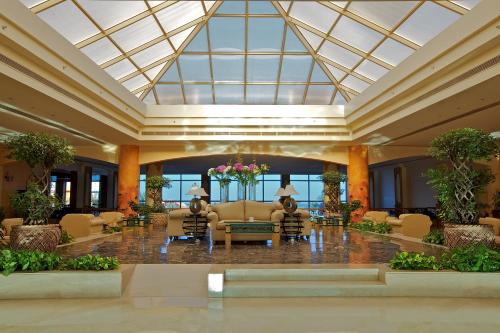 amwaj oyoun resort and casino