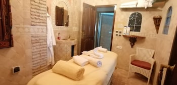 pasta plaza hotel