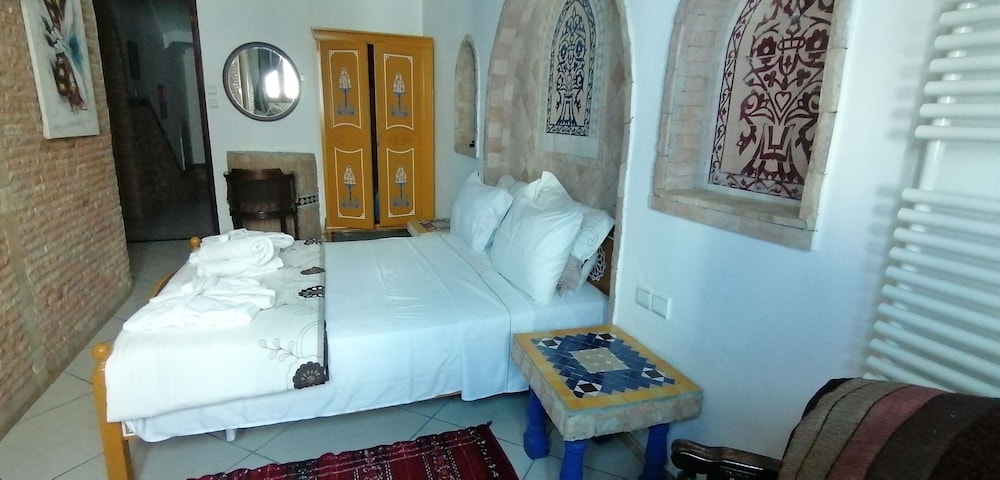 pasta plaza hotel