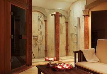 Hotel Im. Jana Pawla Ii,Lower Silesian Voivodeship>>Wroclaw,4 star