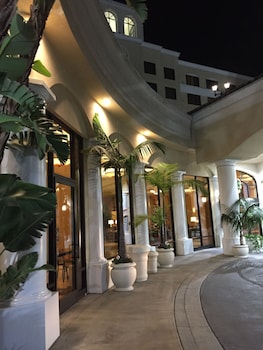 doubletree suites by hilton anaheim rsrt conv cntr