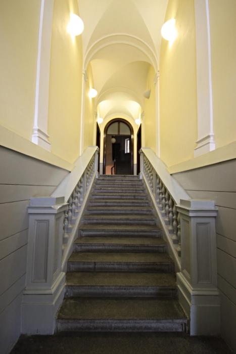 riverview palace apartments