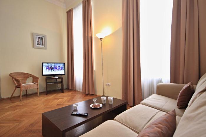 riverview palace apartments