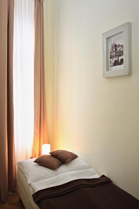 riverview palace apartments