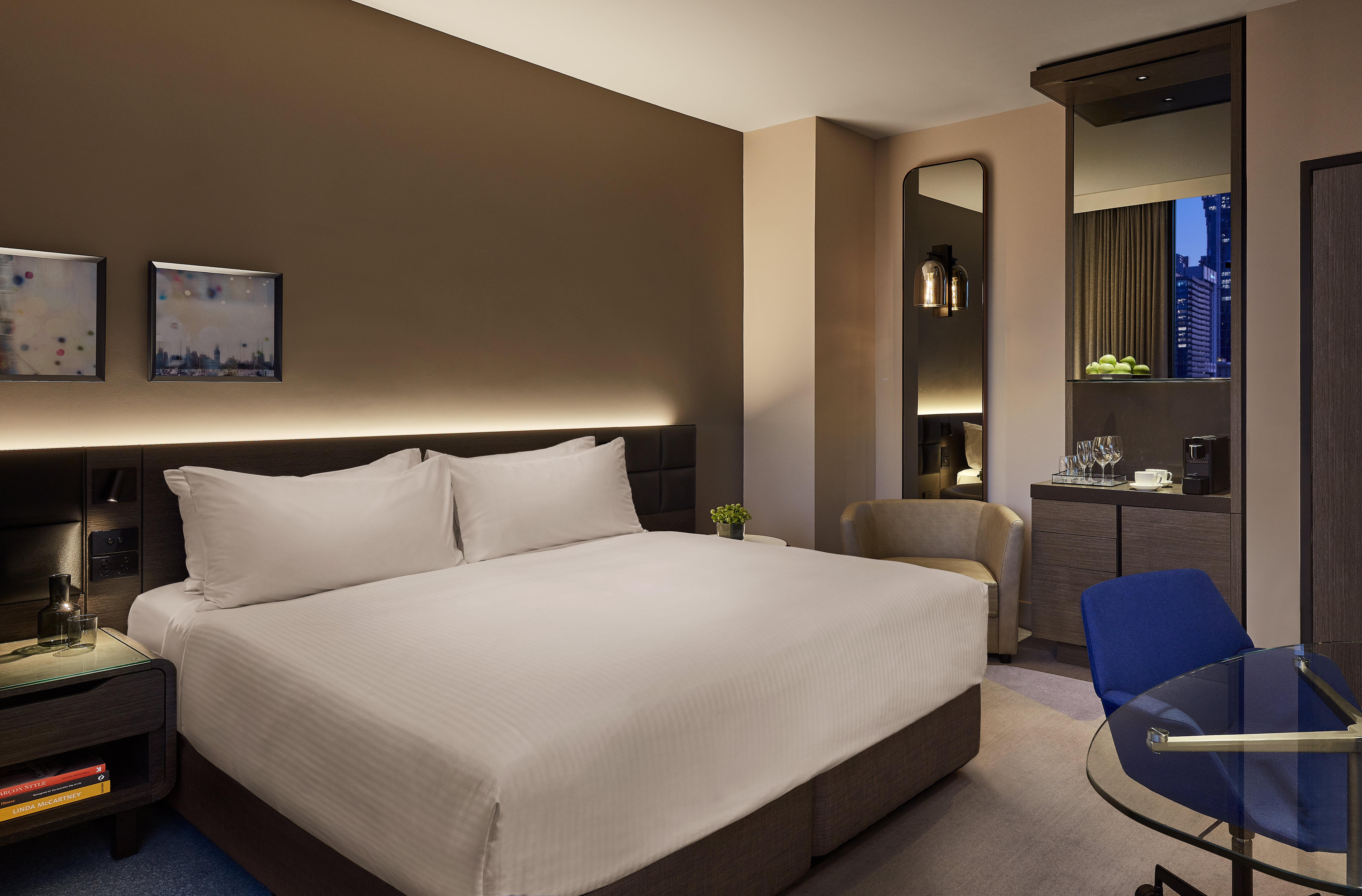 crowne plaza melbourne by ihg