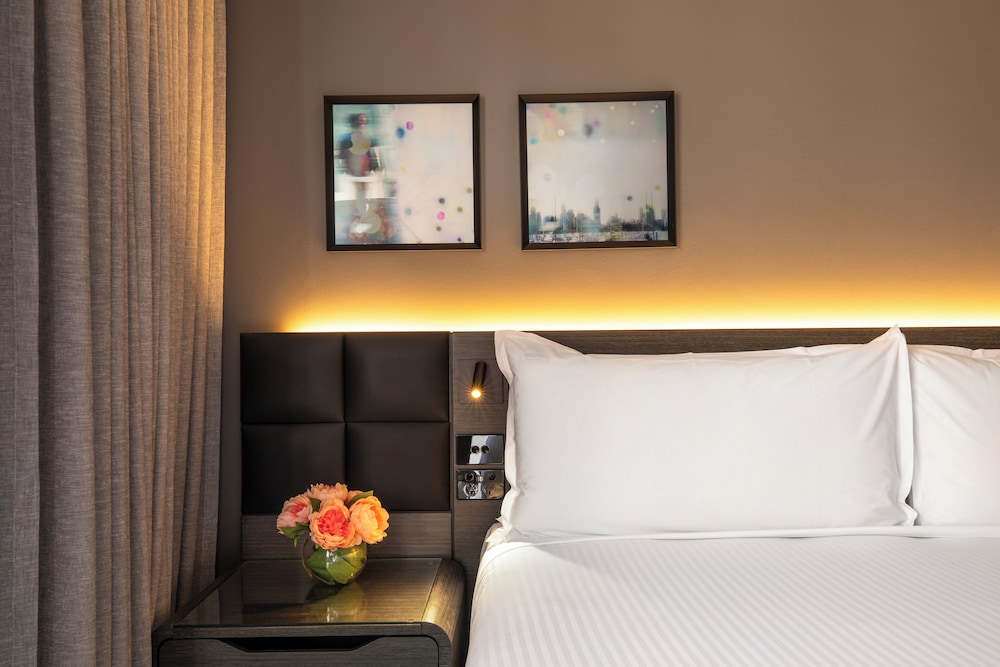 crowne plaza melbourne by ihg