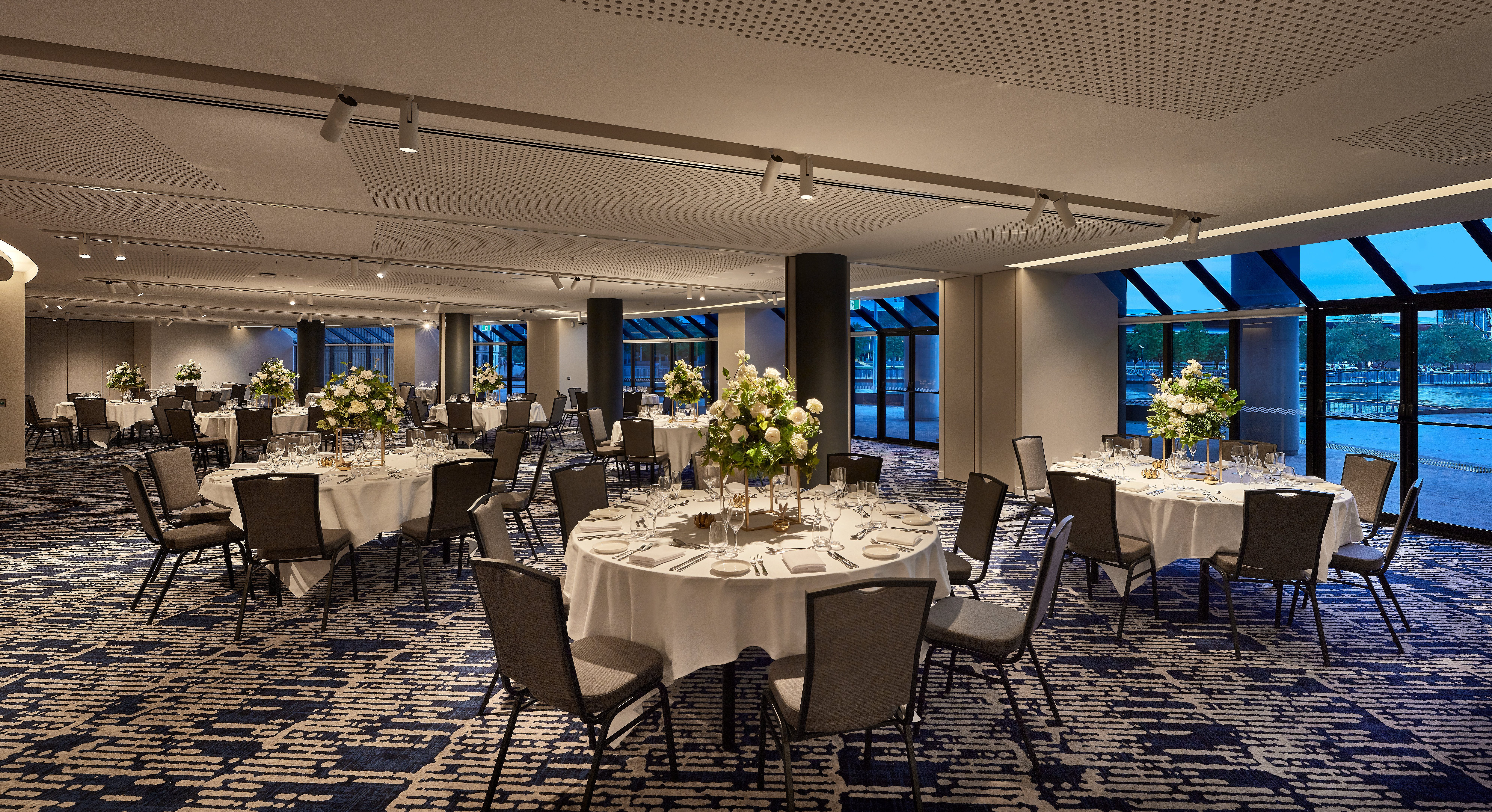 crowne plaza melbourne by ihg
