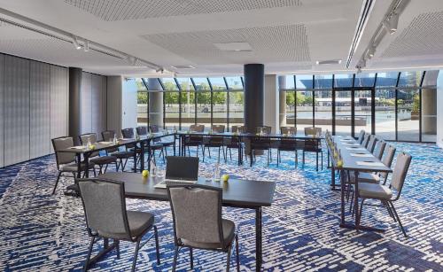crowne plaza melbourne by ihg