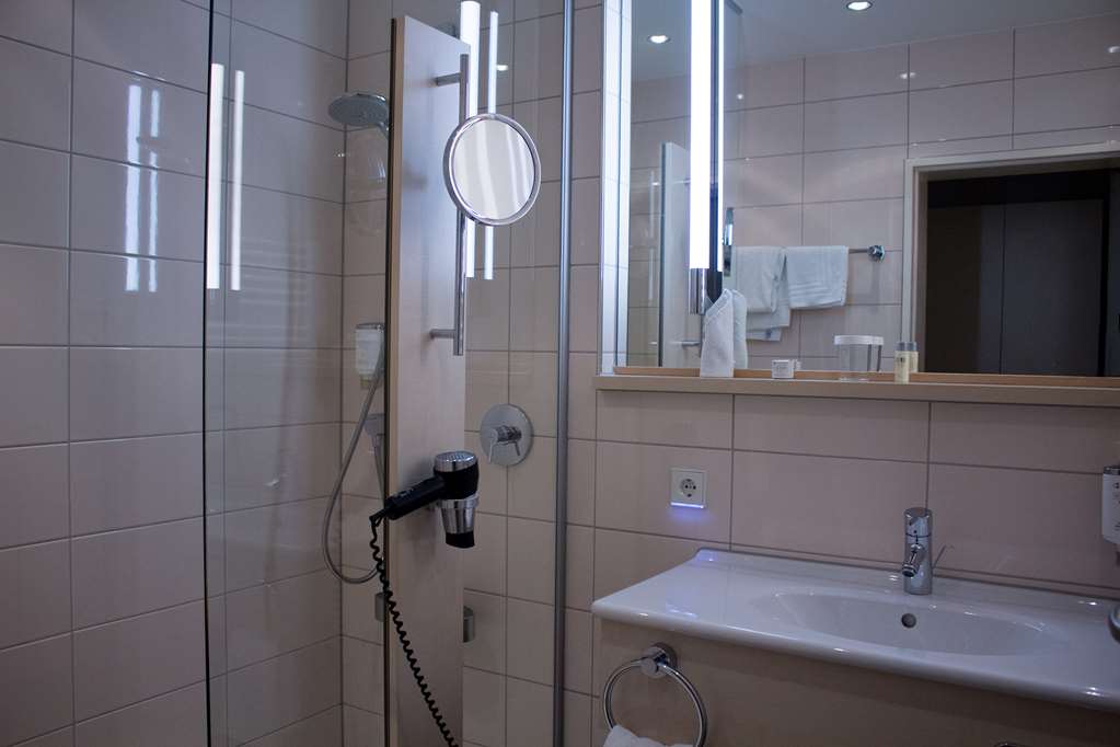 hotel schwanen stuttgart airport messe