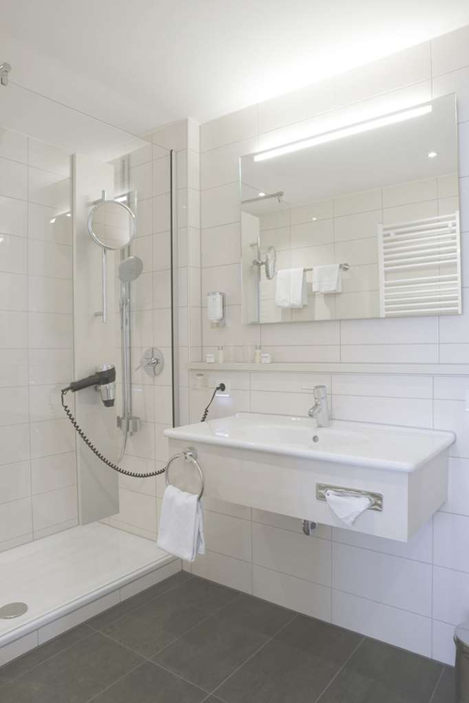 hotel schwanen stuttgart airport messe