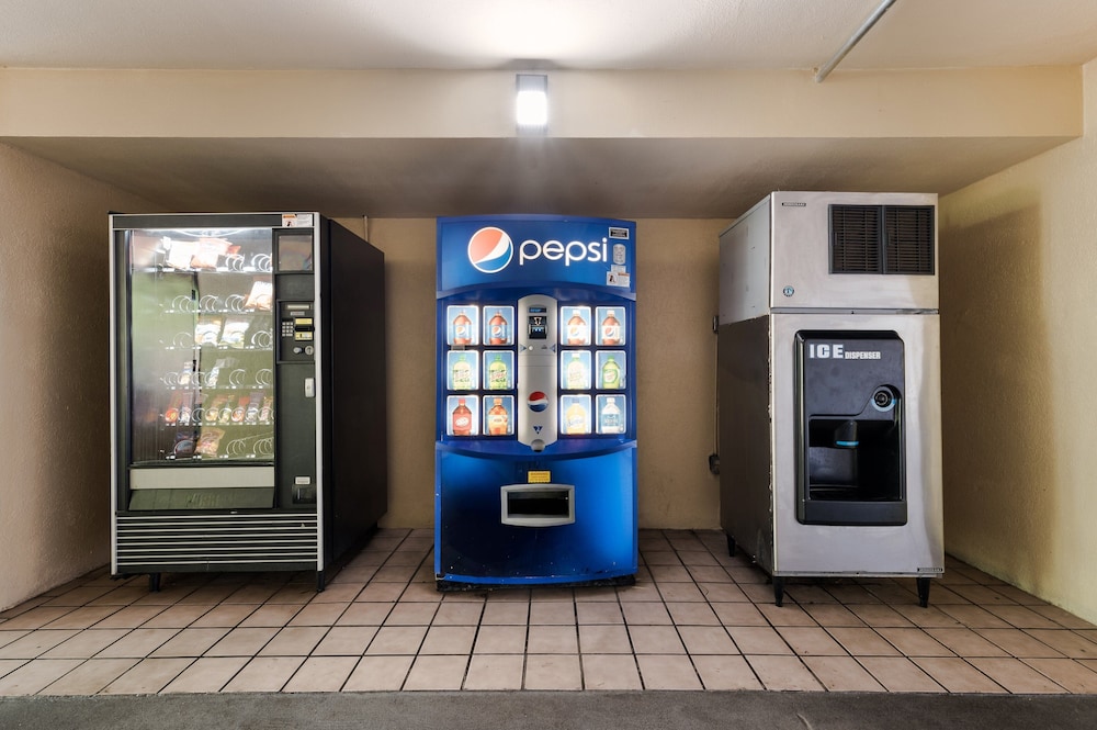 red roof inn birmingham south