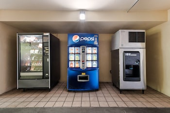 red roof inn birmingham south