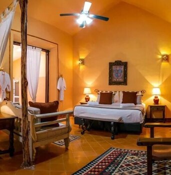 hacienda santa cruz