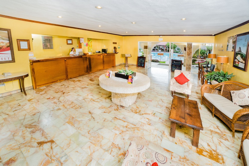 hotel hacienda inn aeropuerto