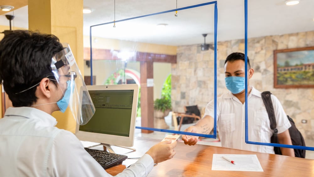 hotel hacienda inn aeropuerto