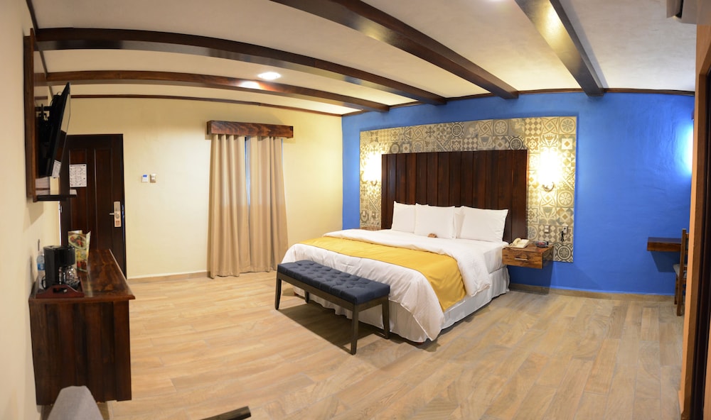 hotel hacienda inn aeropuerto