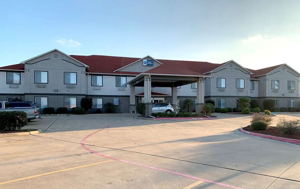 best western limestone inn and suites