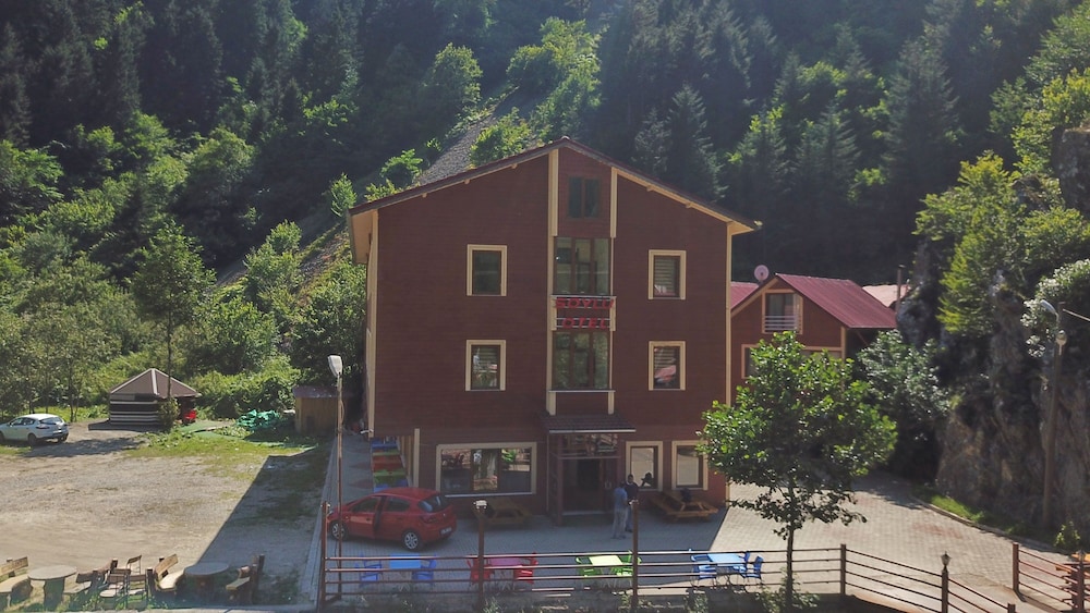 uzungol soylu hotel