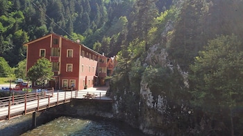 uzungol soylu hotel