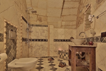 goreme palace cave suite