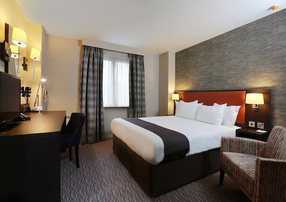 holiday inn belfast city centre by ihg