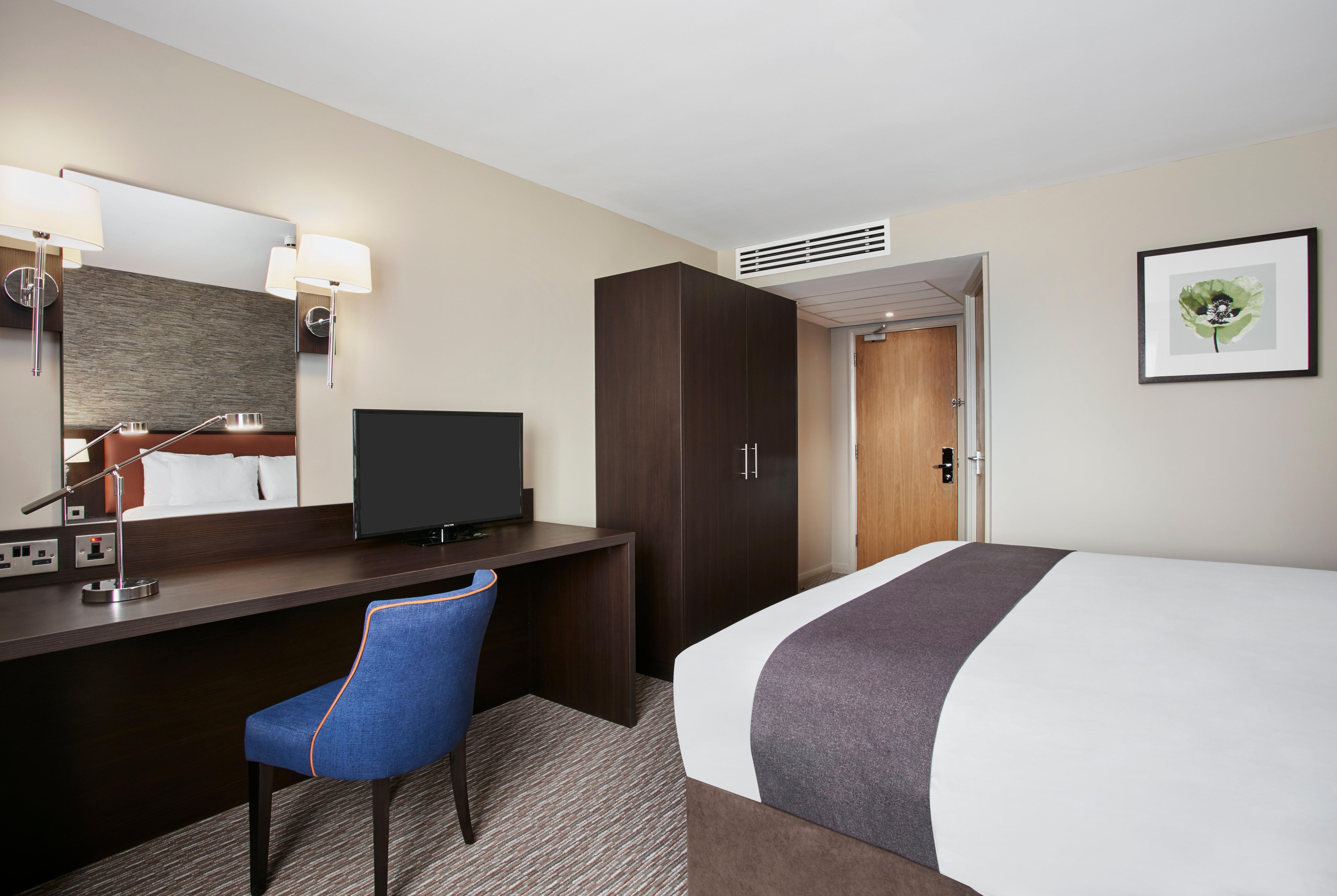 holiday inn belfast city centre by ihg
