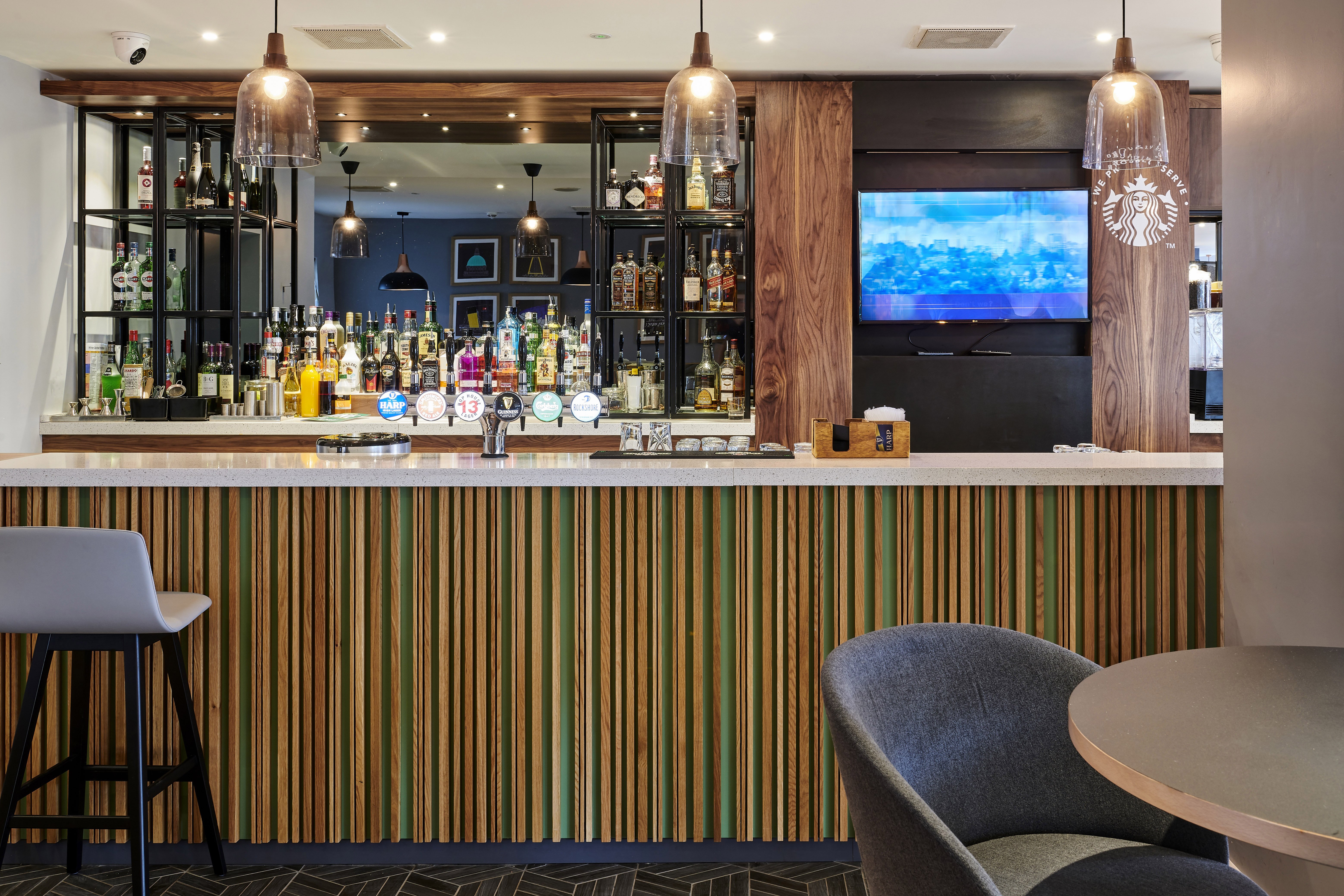 holiday inn belfast city centre by ihg