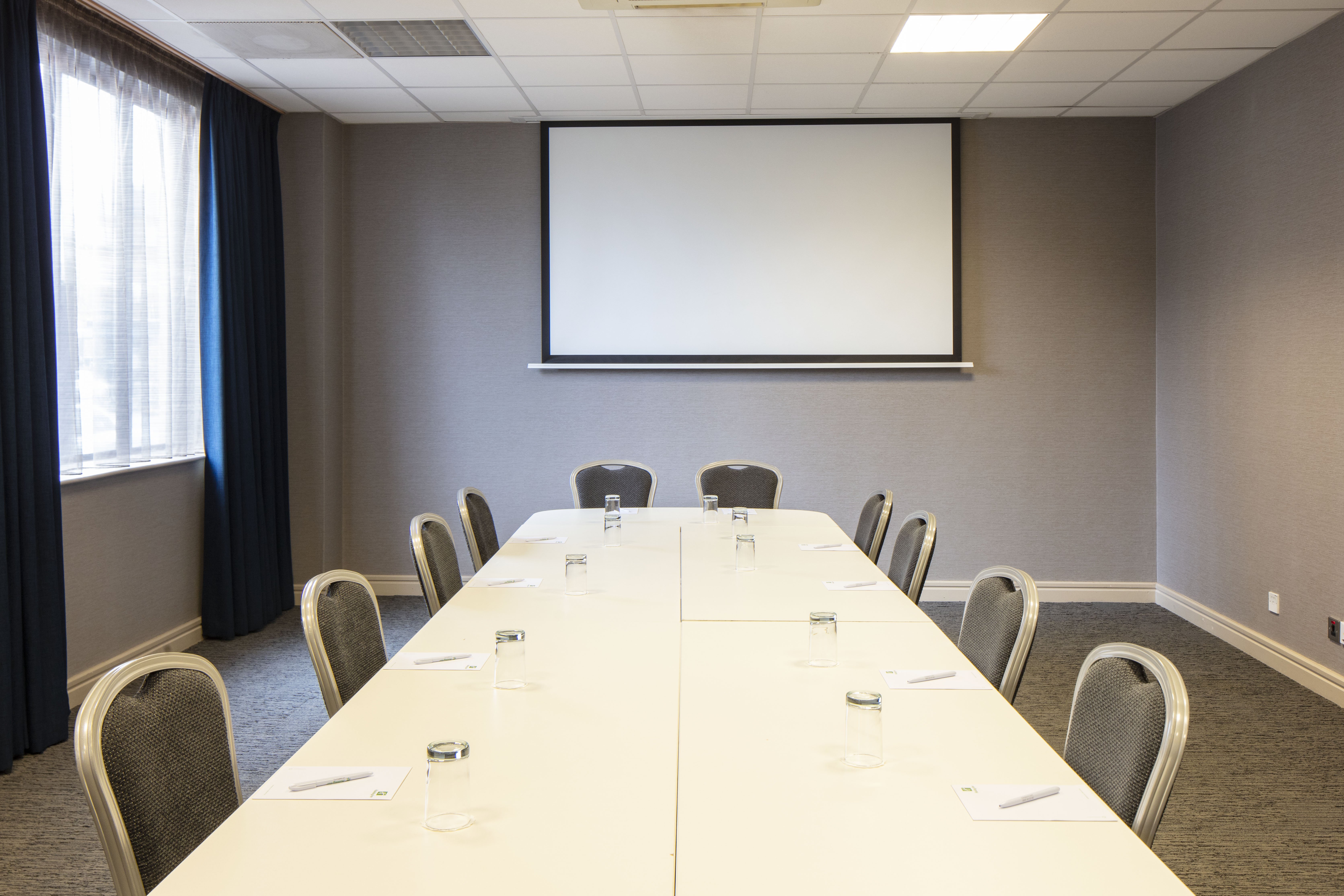 holiday inn belfast city centre by ihg