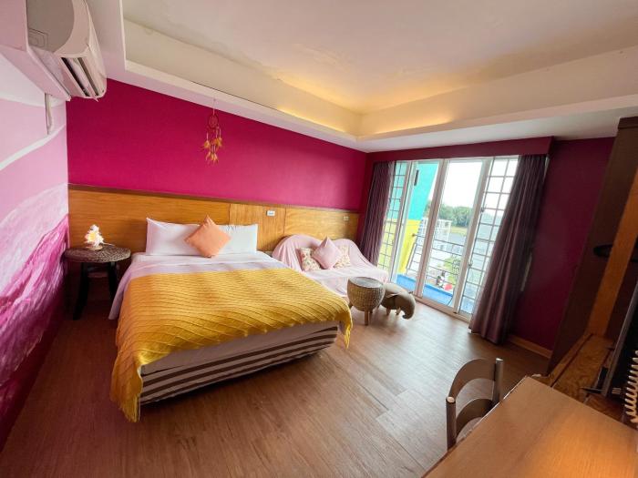 tz shin resort hostel